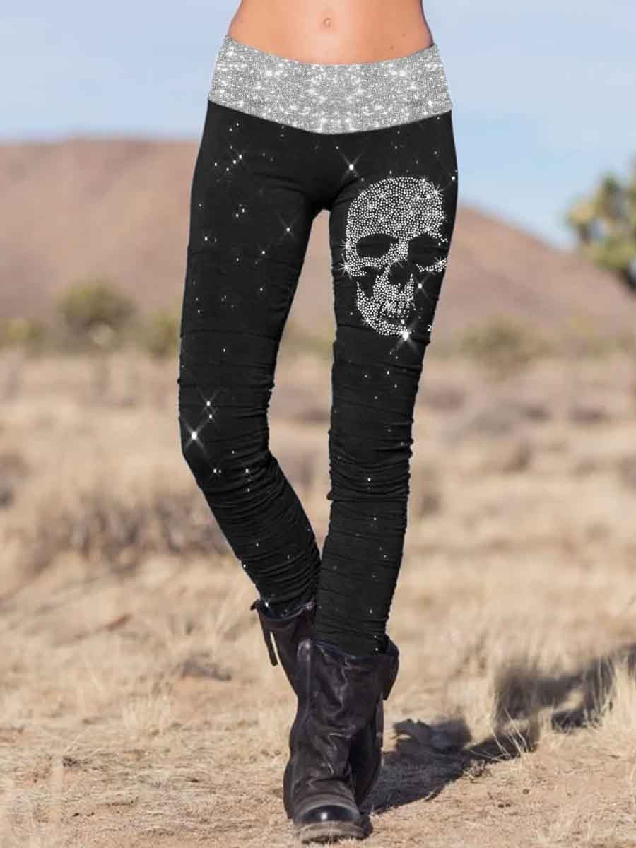 Dunkel glänzende enge Leggings mit Totenkopf-Print