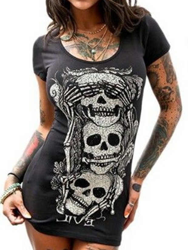 Kurzärmliges T-Shirt mit Gothic-Aufdruck „Three Skull“