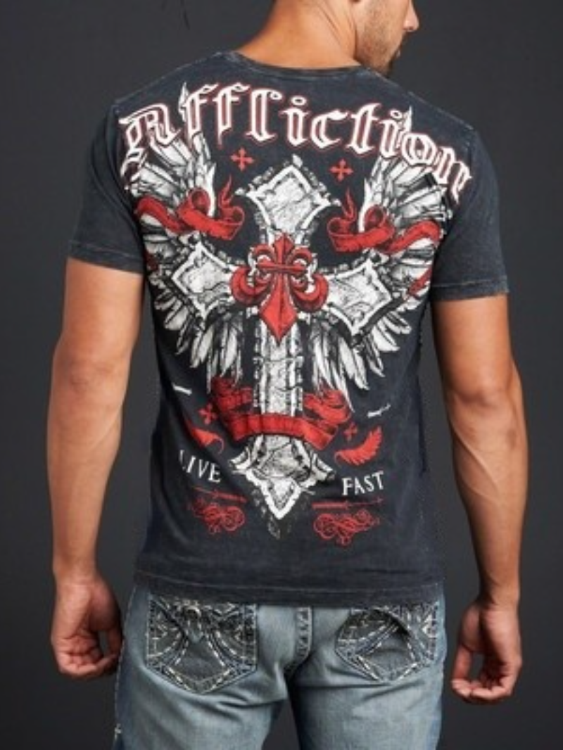 T-Shirt im Punk-Stil mit Totenkopf- und Kreuz-Aufdruck 