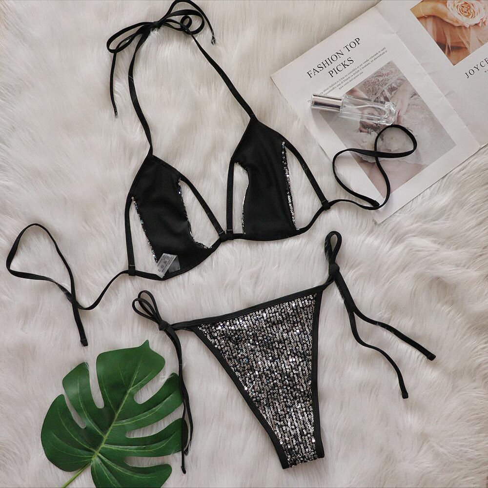 Sexy Strandbikini mit Pailletten, Schnürung und Cutout