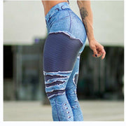 Zerrissene Jeansimitat-Bedruckte Yoga-Sport-Fitness-Hose mit hoher Taille und Hüftlift