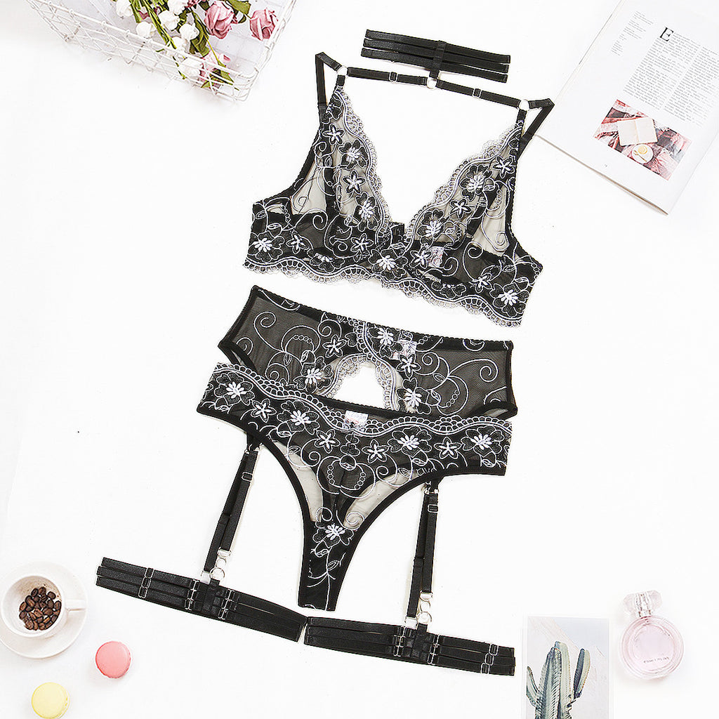 Sexy Embroidery Halter Bra Four-Piece Set