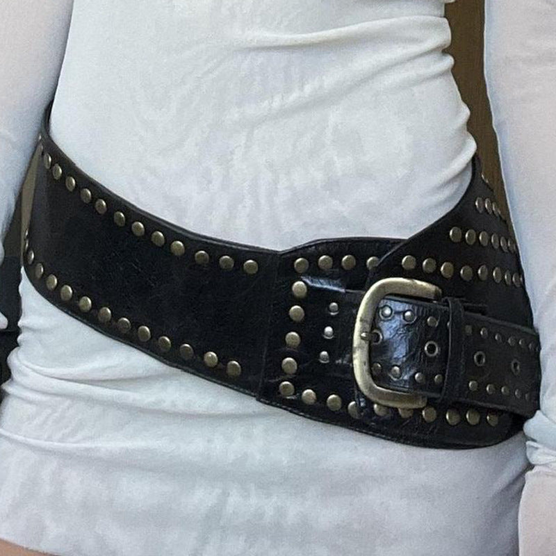 Ceinture large en cuir de personnalité de cors de rivet punk rétro 