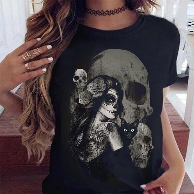 Kurzärmliges T-Shirt mit Totenkopf-Aufdruck im Gothic-Stil 