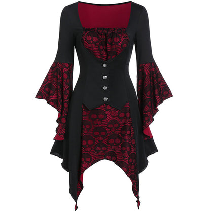 Robe gothique à col carré et tête de mort