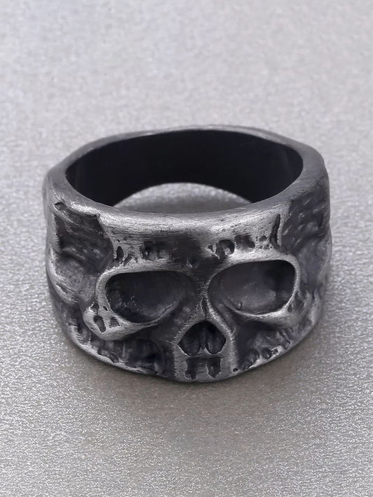 Bague tête de mort de style punk 