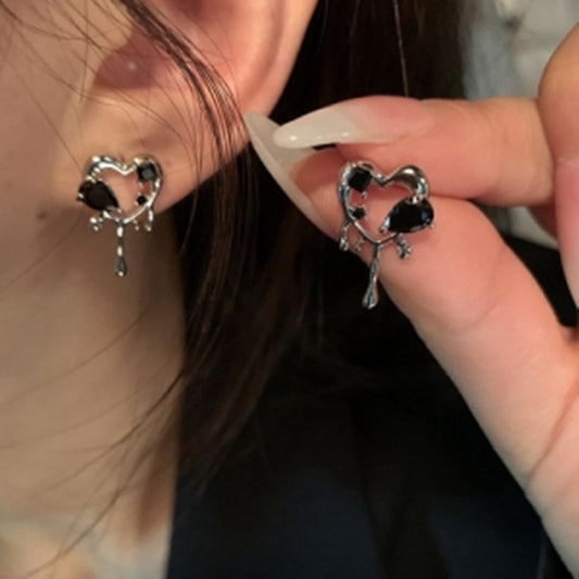 Boucles d'oreilles gothiques en forme de cœur 