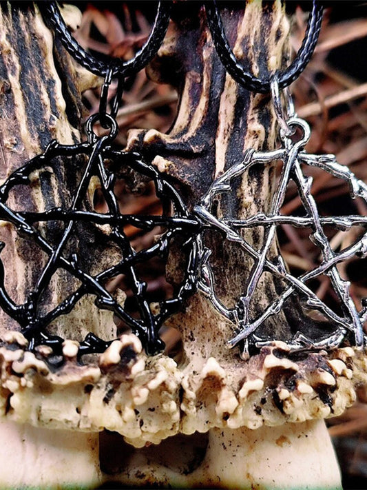 Schwarze Halskette mit Pentagramm-Anhänger 