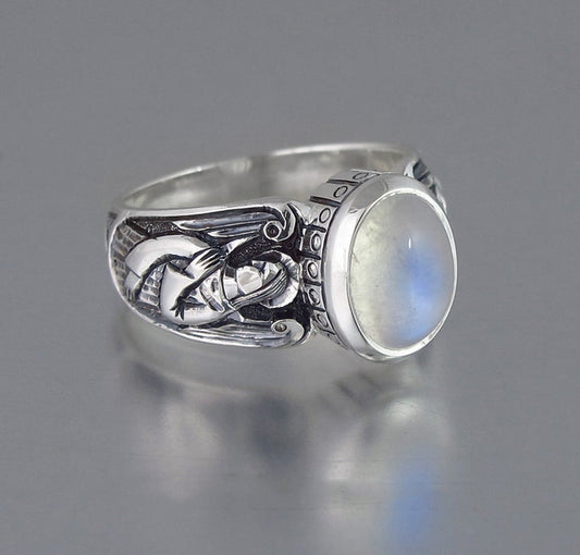 Bague en Pierre de Lune Dieu Gravé Vintage 