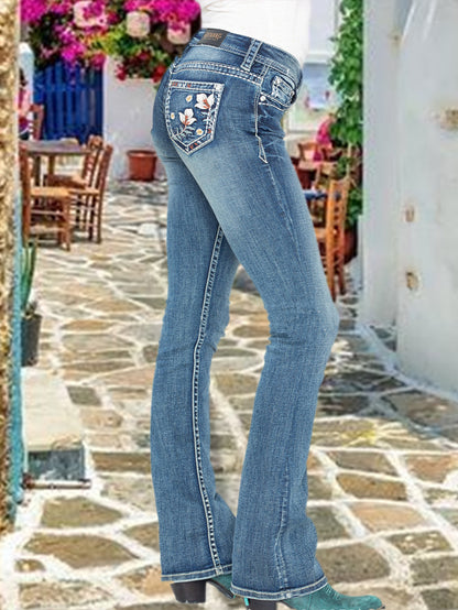 Floral Embroidery Pattern Mid-waist Plus Size Jeans