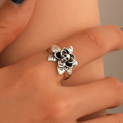 Punk Skull Flower Ring