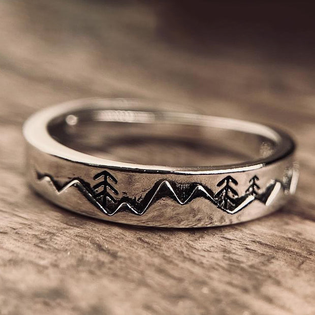 Mountains Christmas Tree Engraved Ring