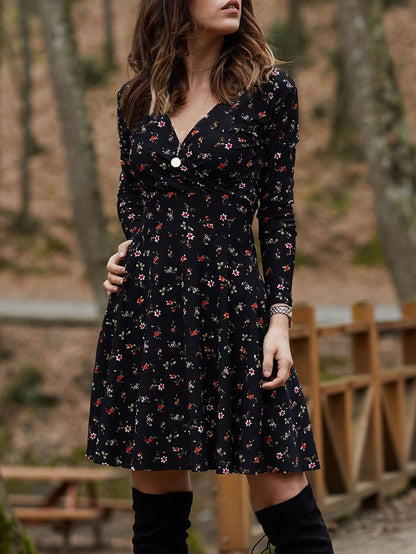 Floral Long-sleeved Sexy V-neck Dress Large Hem Long Dress