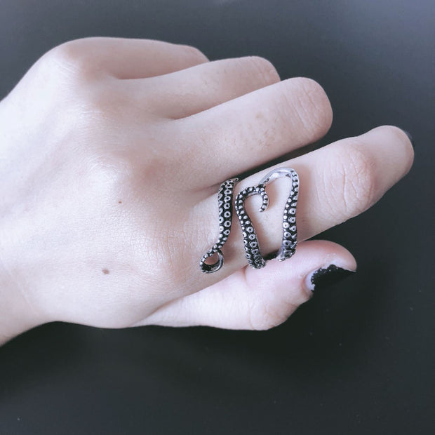 Schicker Ring mit Oktopus Tentakeln Design 