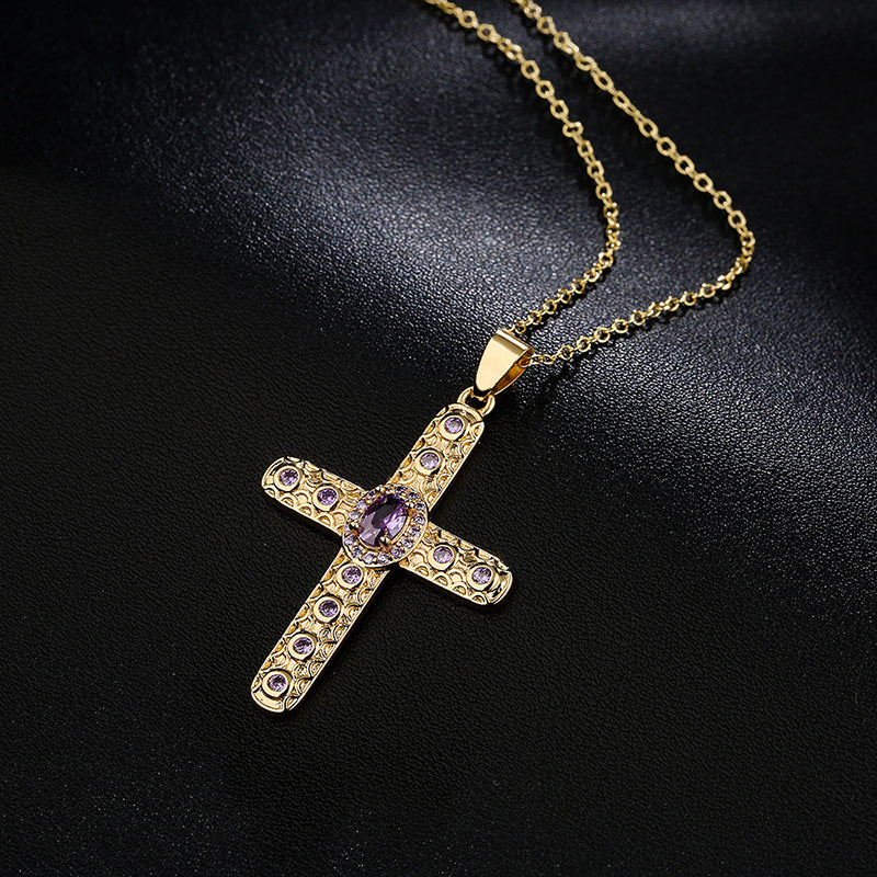 Collier pendentif croix religieuse en zircon 