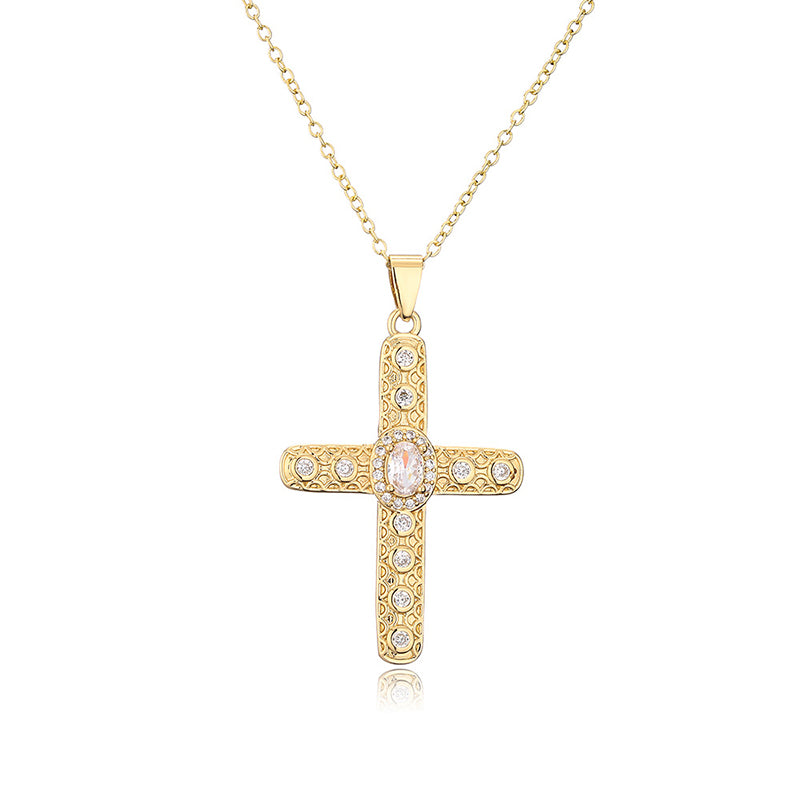 Collier pendentif croix religieuse en zircon 