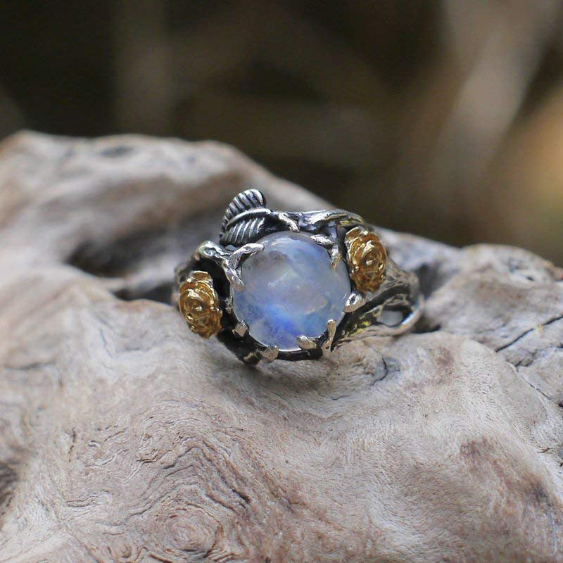 Vintage Style Roses Leaves Ring