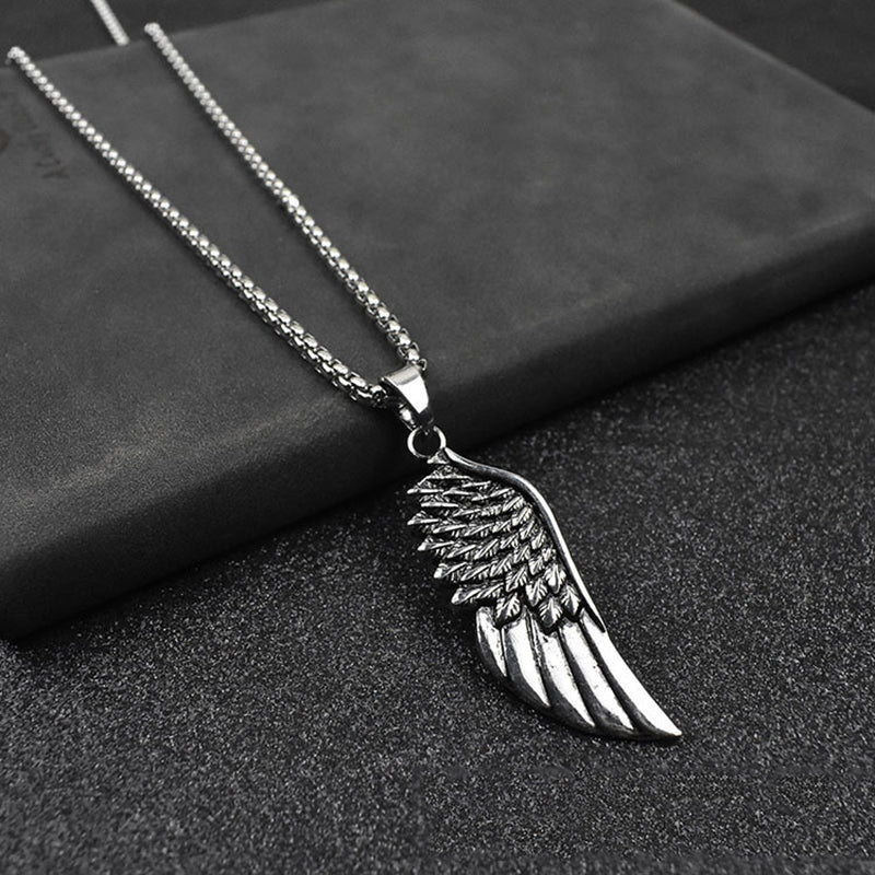 Collier pendentif aile d'ange à la mode 