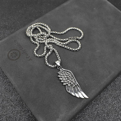 Collier pendentif aile d'ange à la mode 