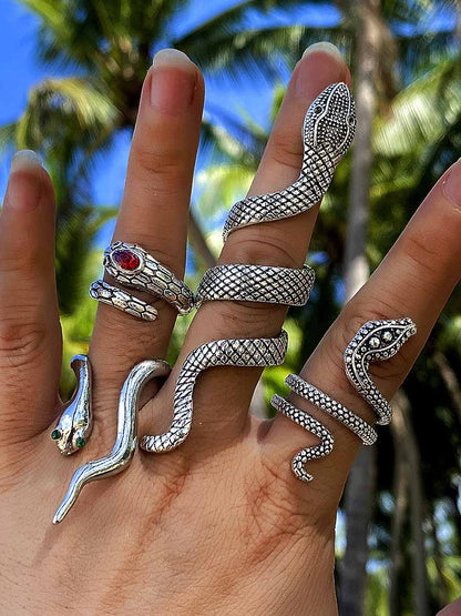 Serpentine Four-Piece Ring Set