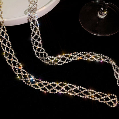 Hollowed-Out Rhinestone Fashion Choker