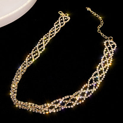 Hollowed-Out Rhinestone Fashion Choker