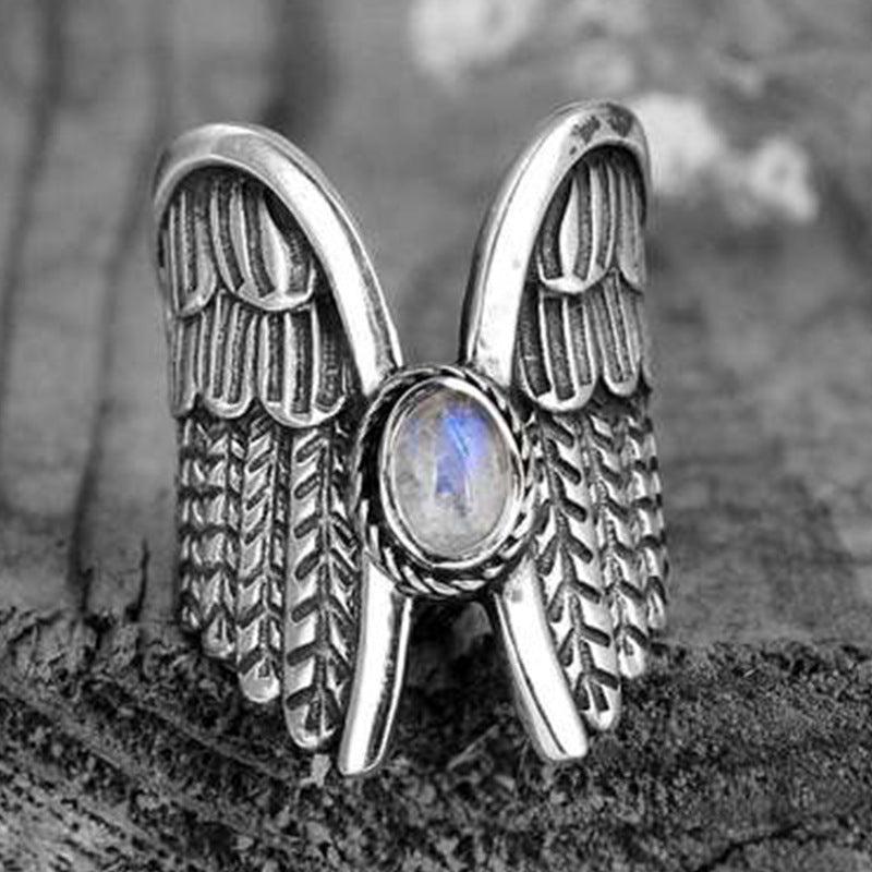 Bague en forme d'ailes en pierre de lune 