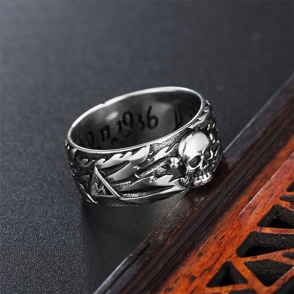 Punk Carving Skull Couple Ring