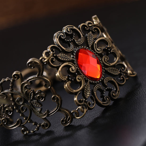 Bracelet gothique évidé de style vintage 