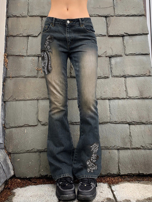 Jean bootcut rétro taille basse brodé 