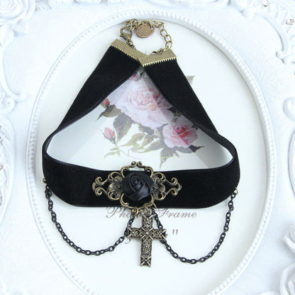 Gothic-Halsband mit Kreuzkette 