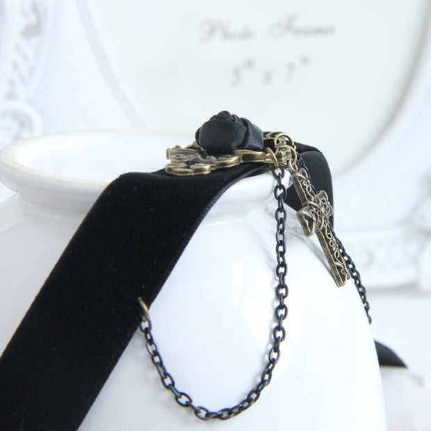 Gothic-Halsband mit Kreuzkette 
