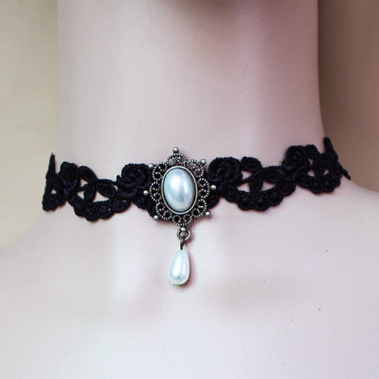 Elegant Pearl Lace Choker