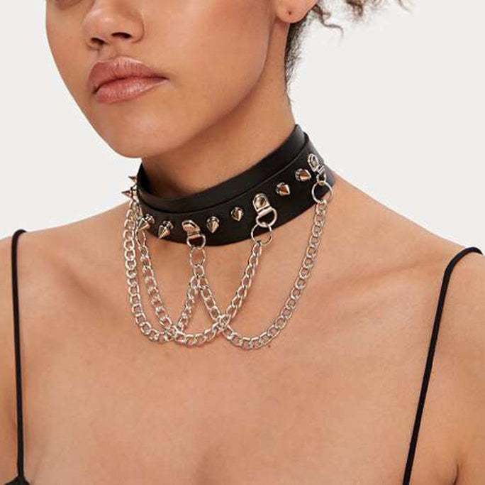 Collier ras du cou en cuir riveté punk 