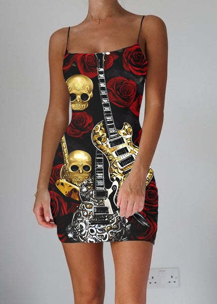 Sexy Kleid mit schmalen Trägern und Gitarren-Totenkopf-Print in Roségold