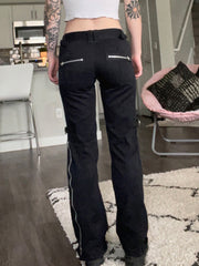 Pantalons pour femmes avec boucles à glissière latérales 