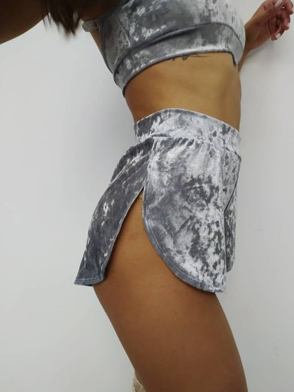 Sexy hoch taillierte, einfarbige Sport-Shorts aus Samt