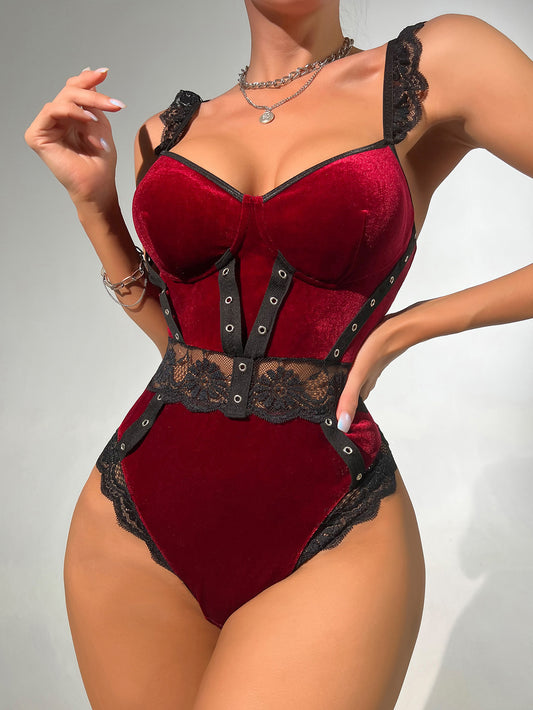 Combinaison sexy brodée en velours et dentelle