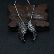 Collier pendentif ailes noires vintage 