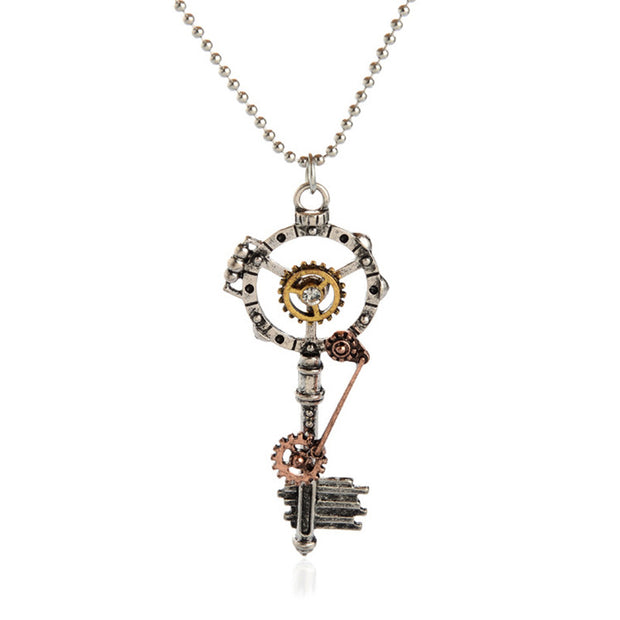 Collier en métal avec pendentif clé Steampunk 