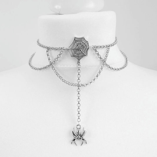 Collier ras du cou à chaînes en toile d'araignée 