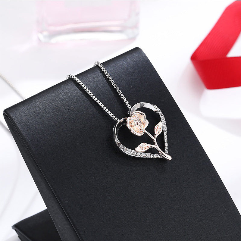 Fashion Zircon Diamond Rose Necklace