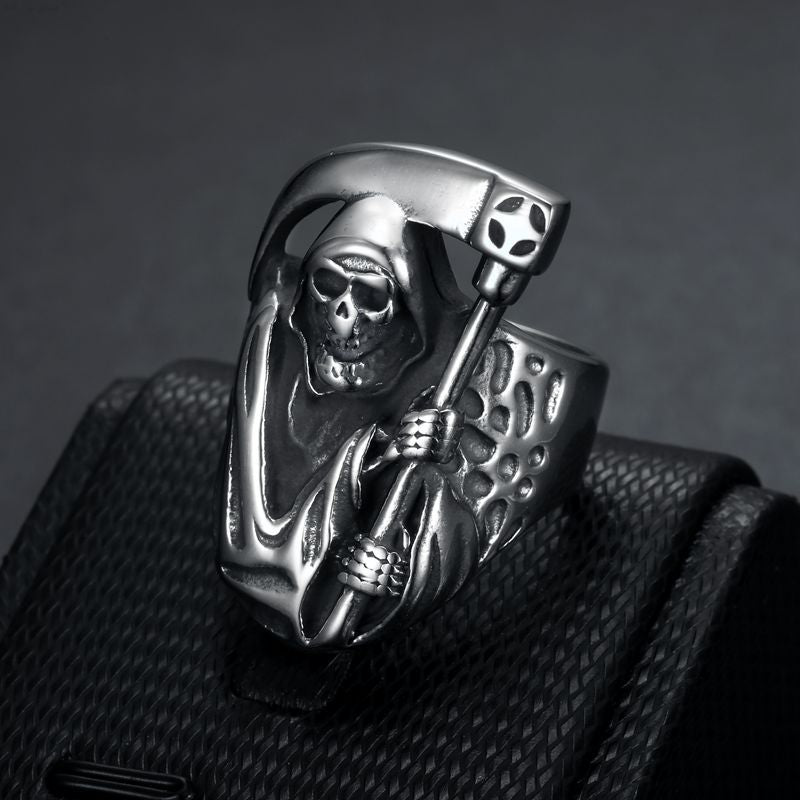 Skull Reaper's Scythe Ring