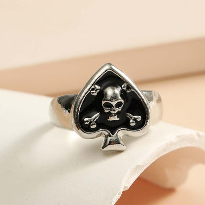 Retro Spade Skull Ring