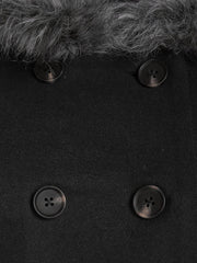 Schmaler, zweireihiger Mantel mit Pelzkapuze 