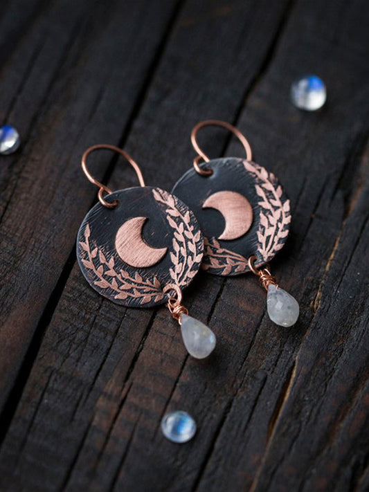 Vintage Engraving Crescent Moon Leaf-Shaped Earring