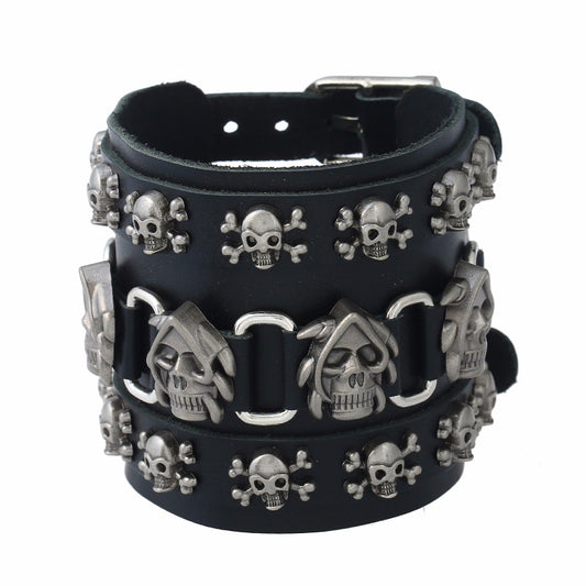 Breites Armband aus Rindsleder mit Punk-Totenkopf 