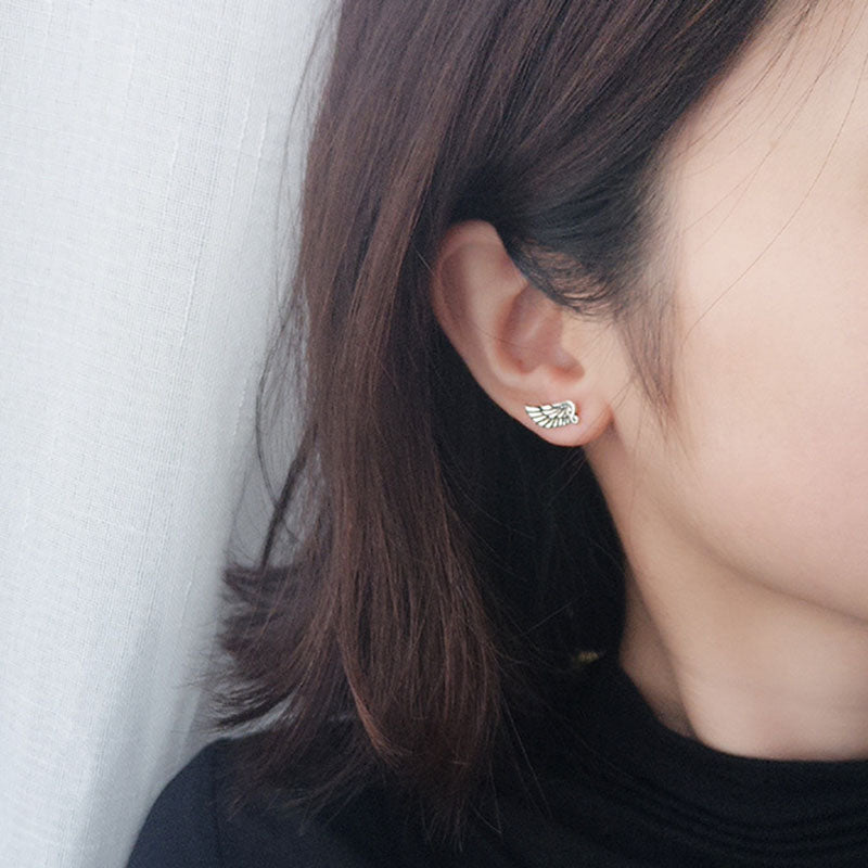 Trendy 925 Silver Wings Ear Studs