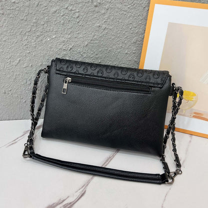 Retro Skull Chain Strap Shoulder Bag