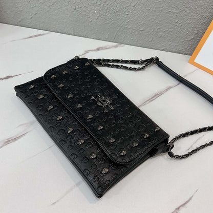 Retro Skull Chain Strap Shoulder Bag